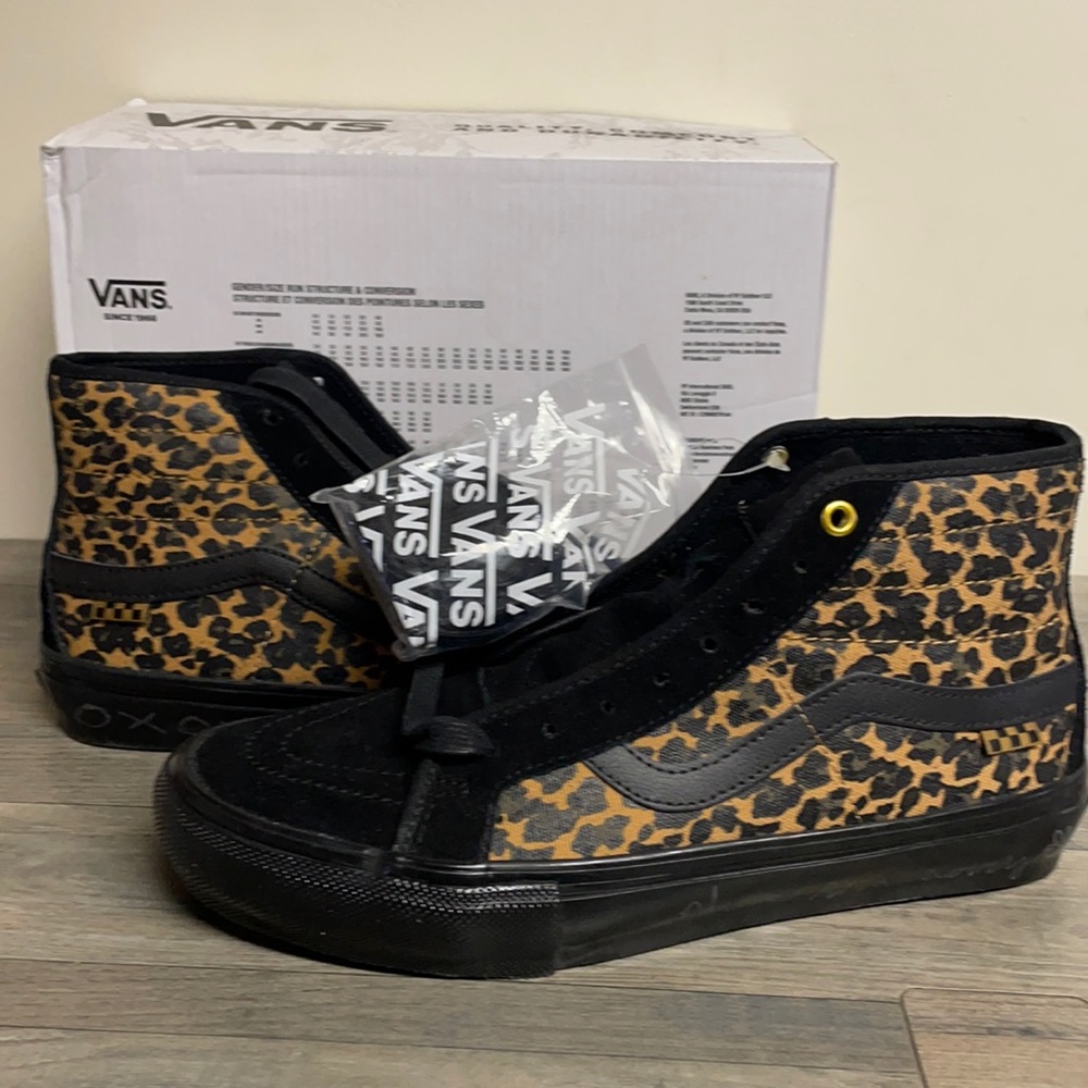 Vans Sk8-Hi x Cher Strauberry Sz 9 Men’s Sneaker Cheetah Print Black No Lid
